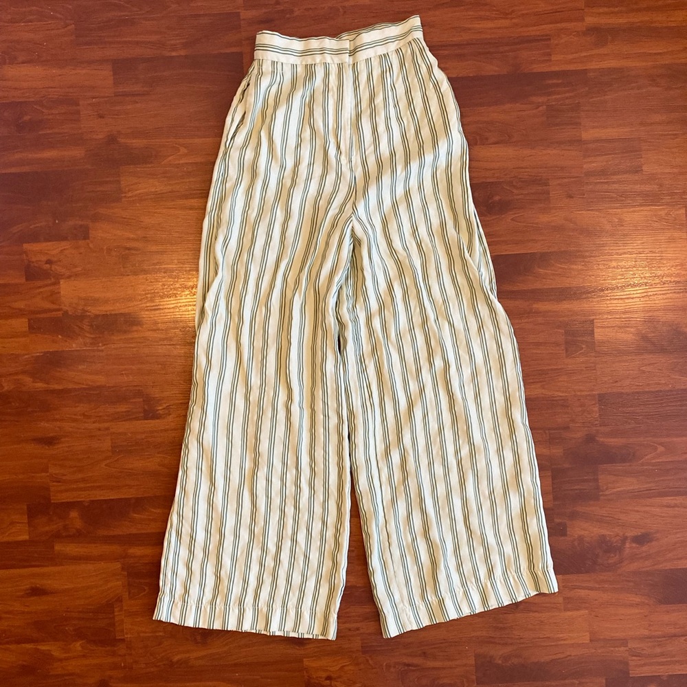 H&M Wide leg pants size 4